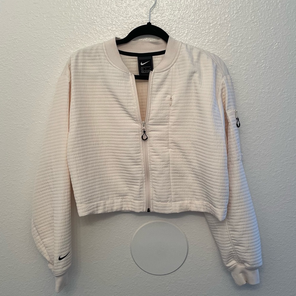 NIKE CROPPED ZIP UP SWEATSHIRT